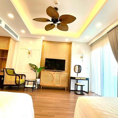 Flc Quy Nhon Seaview Condotel Bagian luar foto